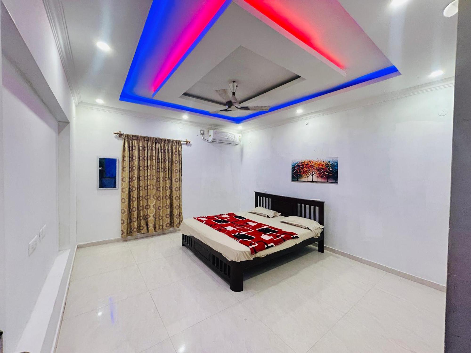 La Bay Luxury Beach Bungalow بونديتْشيري المظهر الخارجي الصورة